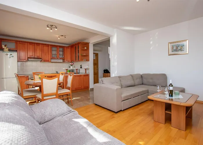 Apartment Zdravko