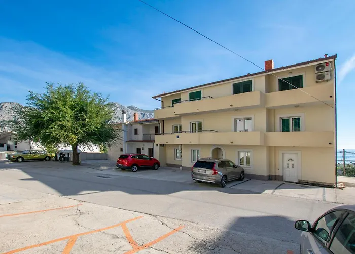 Apartment Zdravko Omiš